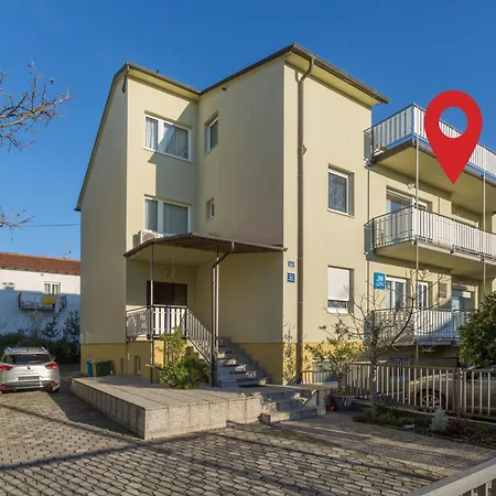 Appartamento With A Parking Space - 20966 Umago