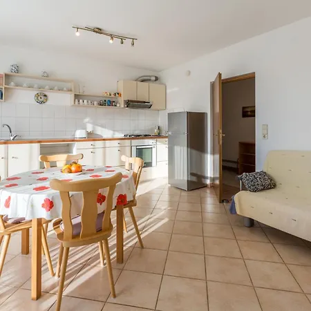 With A Parking Space - 20966 Apartment Umag