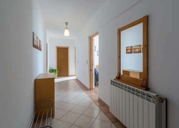 With A Parking Space - 20966