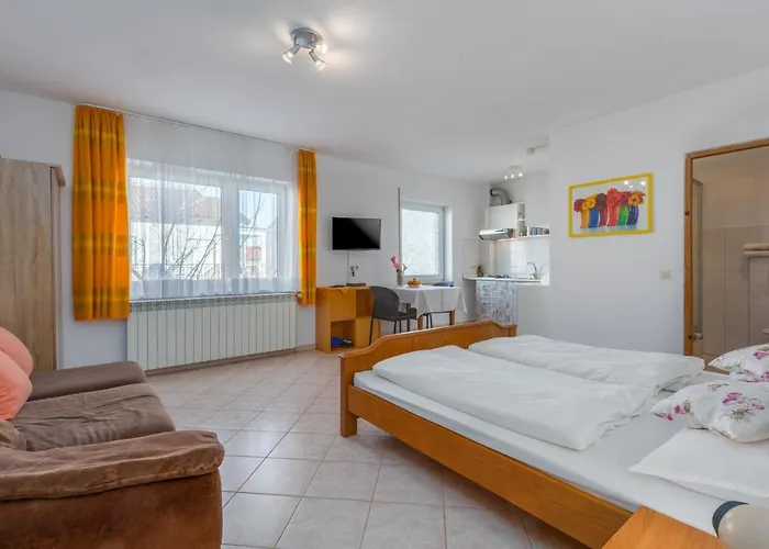 With A Parking Space - 20966 Apartman *