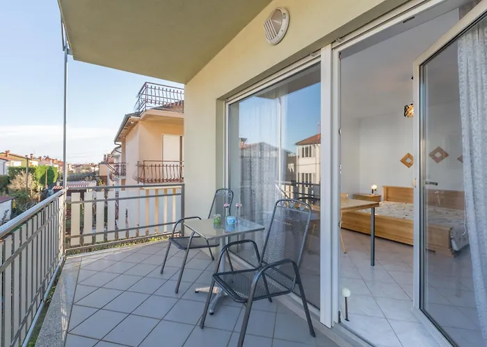 Apartman With A Parking Space - 20966