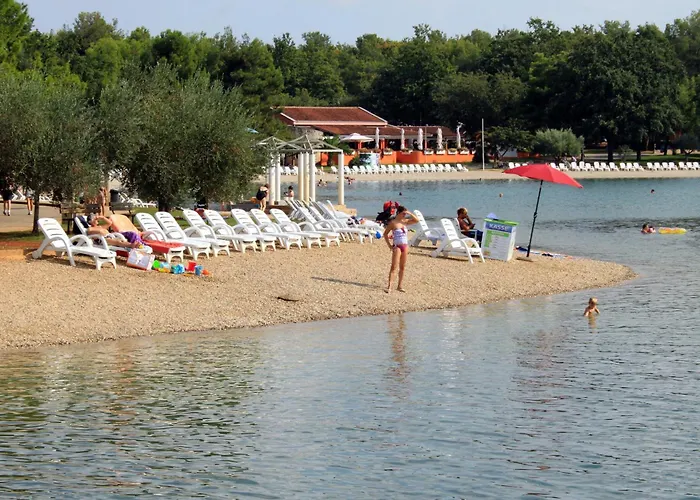 Apartman With A Parking Space - 20966 *