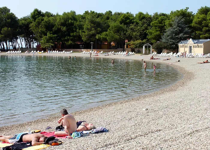 With A Parking Space - 20966 Apartman Umag